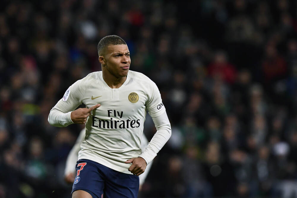 全球首富榜揭晓：美首富造火箭，俄首富搞天然气，中国首富在干啥